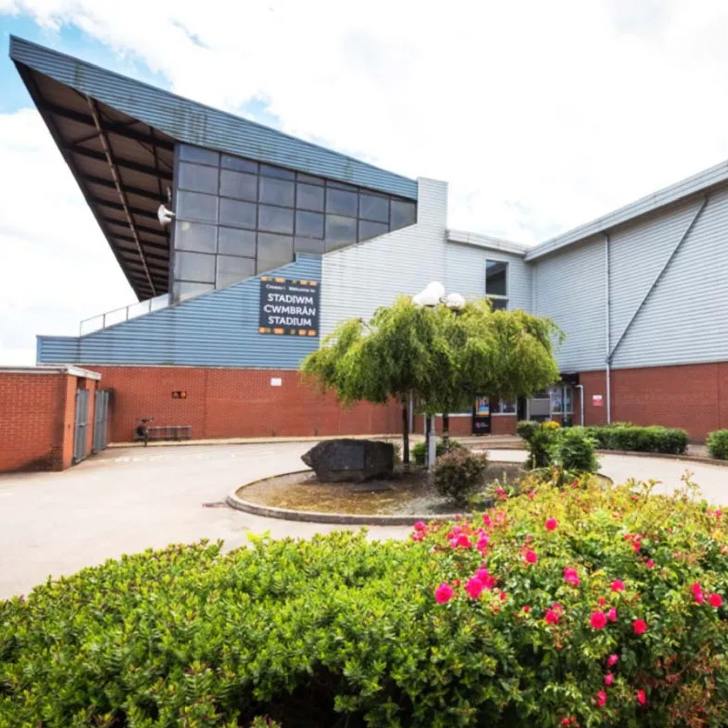 18/10/26 - Witches Market, Cwmbran Stadium